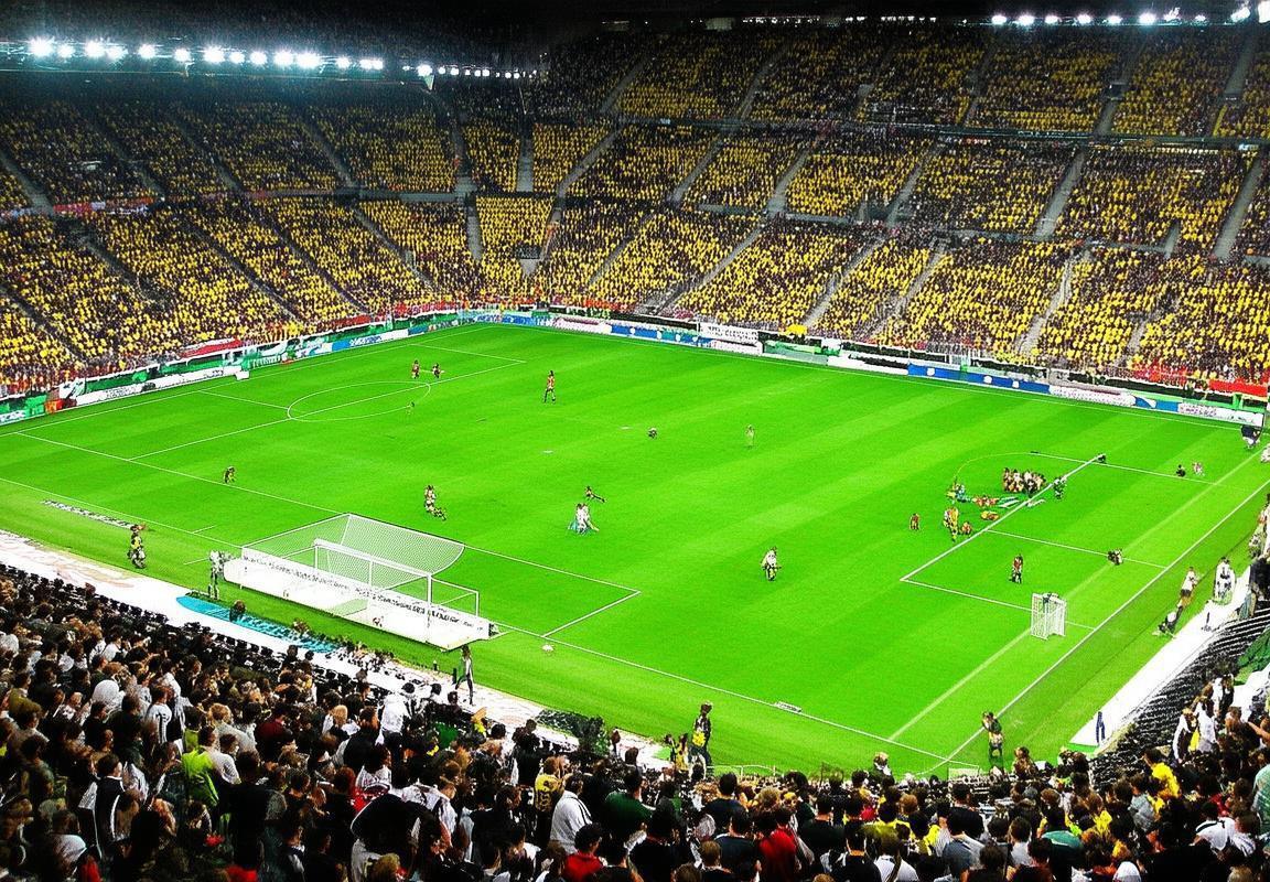 巴伦西亚VS尤文图斯：赛前深度解析与战术对决分析(图1)